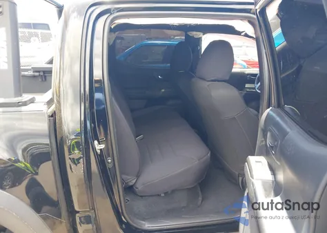 2016 Toyota Tacoma Trd Sport z USA, uszkodzony, nr VIN 3TMCZ5AN2GM024396